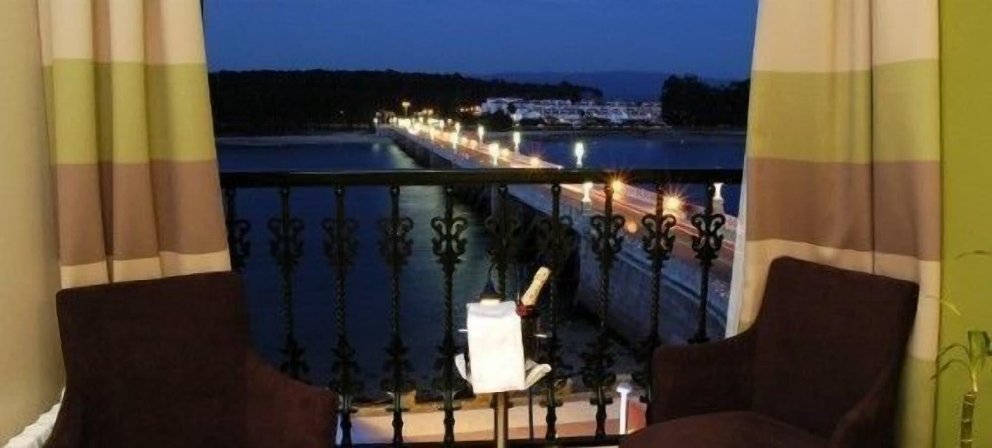 Hotel Puente De La Toja O Grove Esterno foto