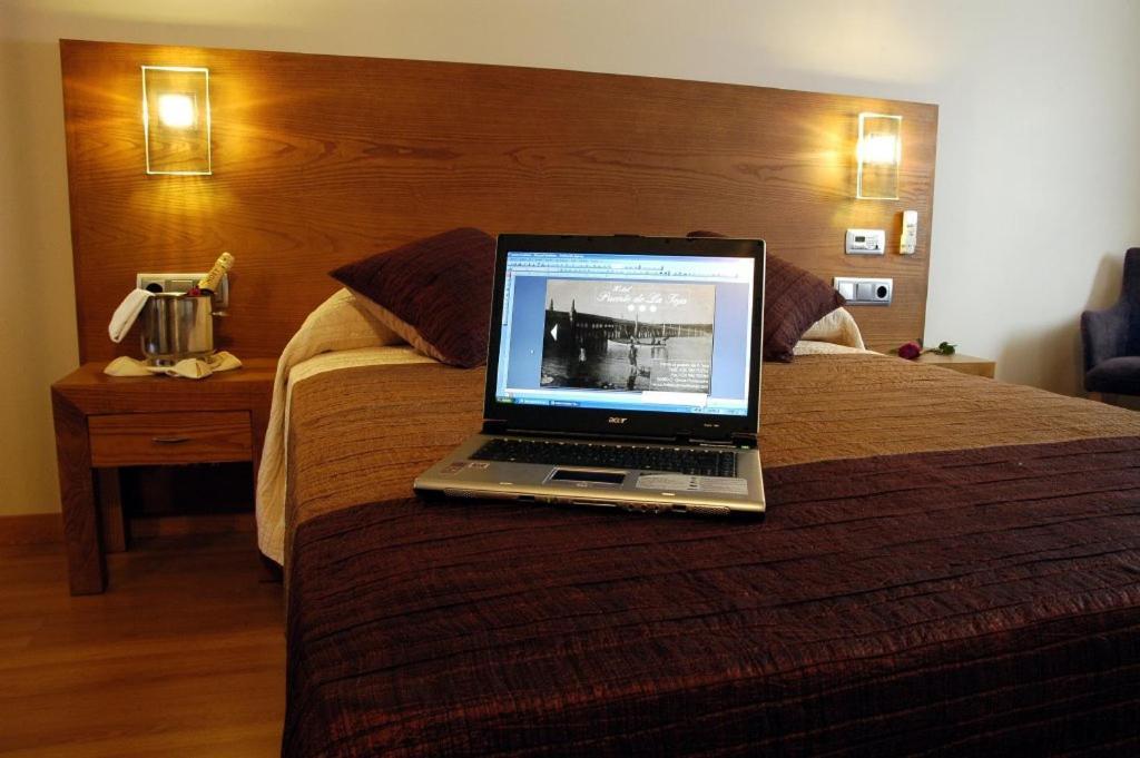 Hotel Puente De La Toja O Grove Esterno foto